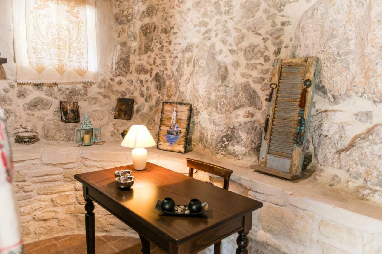 Вилла Irini΄S House Alonai Экстерьер фото